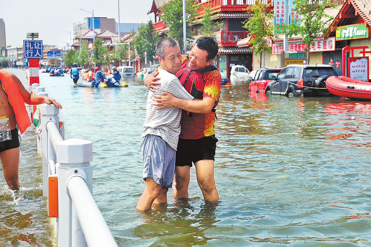 抗洪一线有支“兄弟连” 抗洪一线有支“兄弟连”